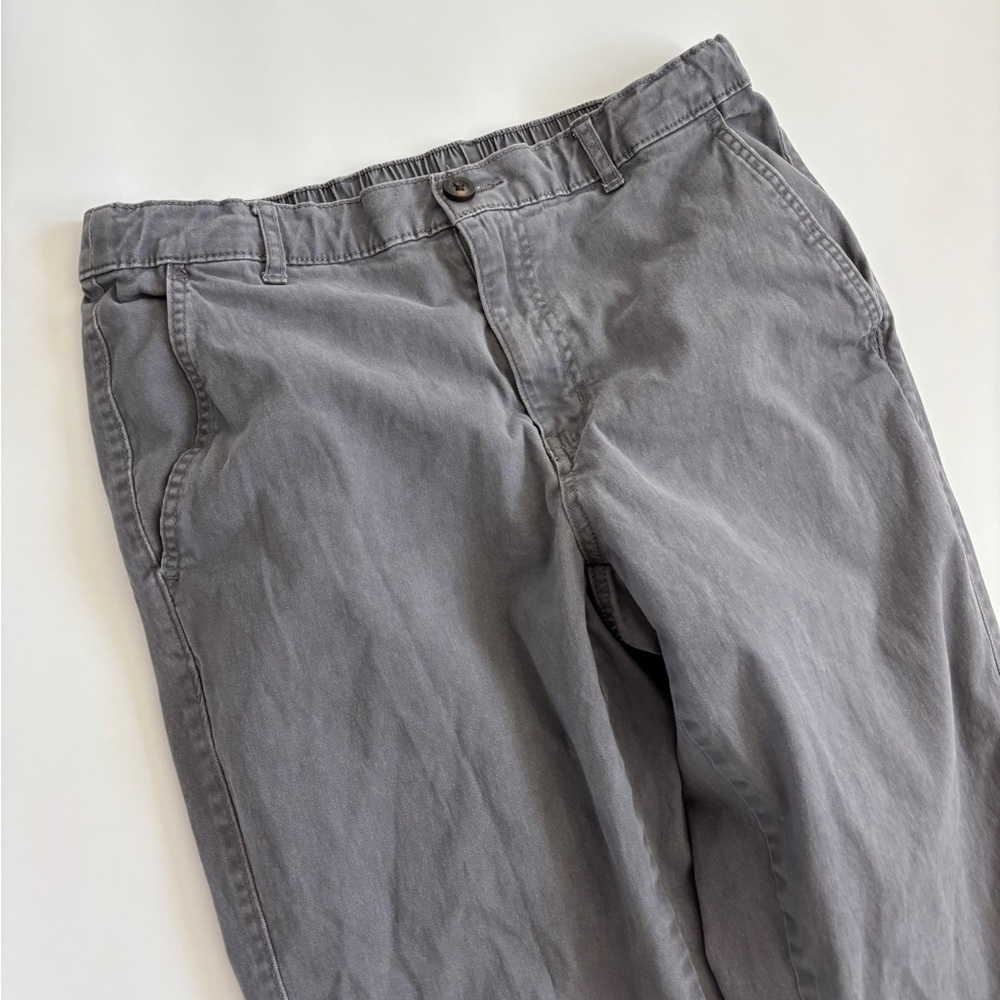 Amazon Essentials Men’s Medium Khaki Grey Pants Slim